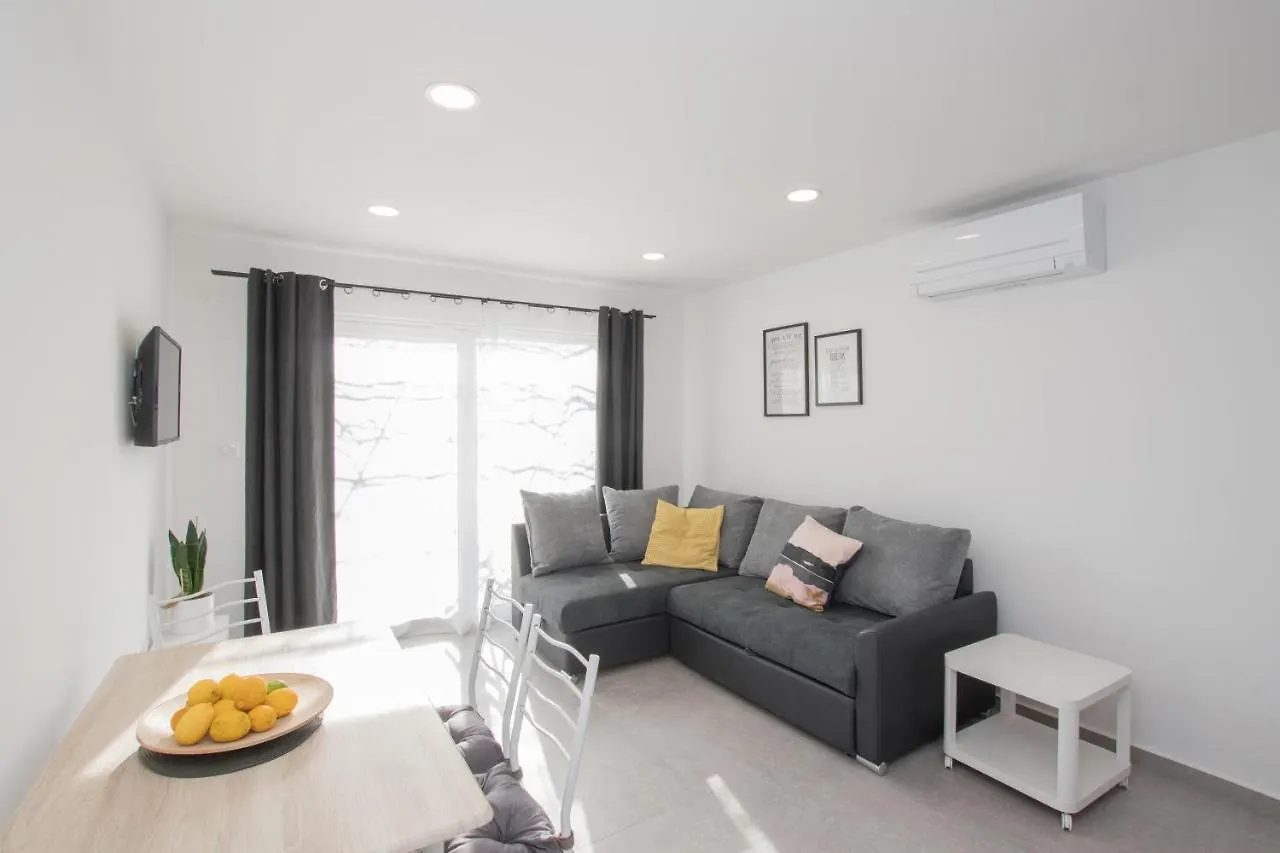 Apartments Lirio Umag Croatia