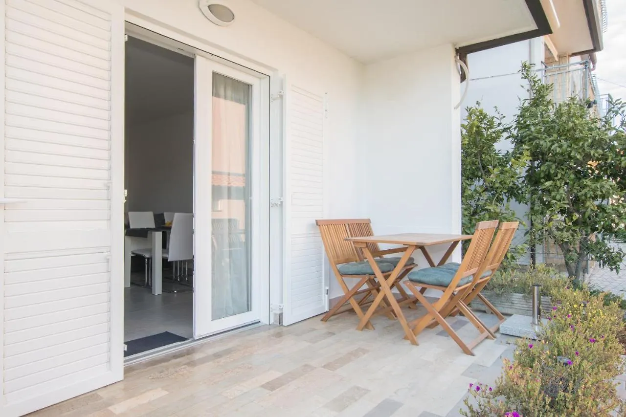 Apartments Lirio Umag Croatia